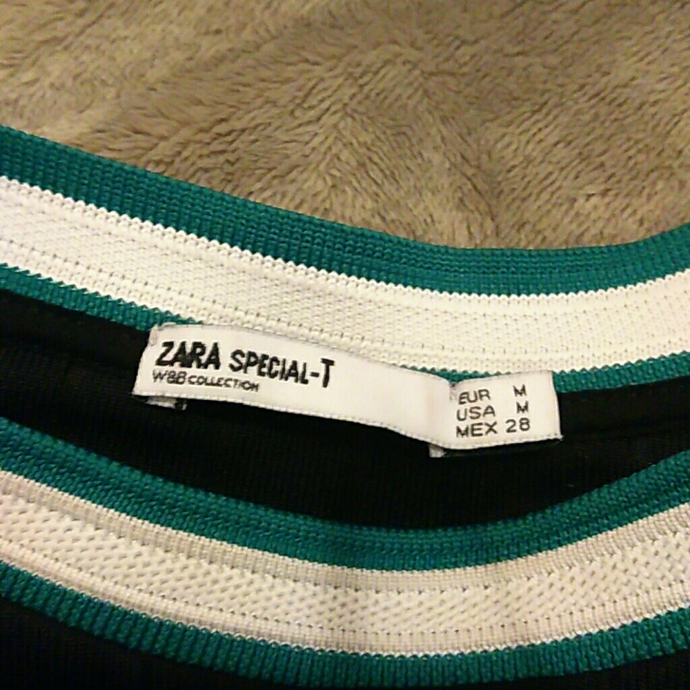Crop Top - Picture 3 of 3